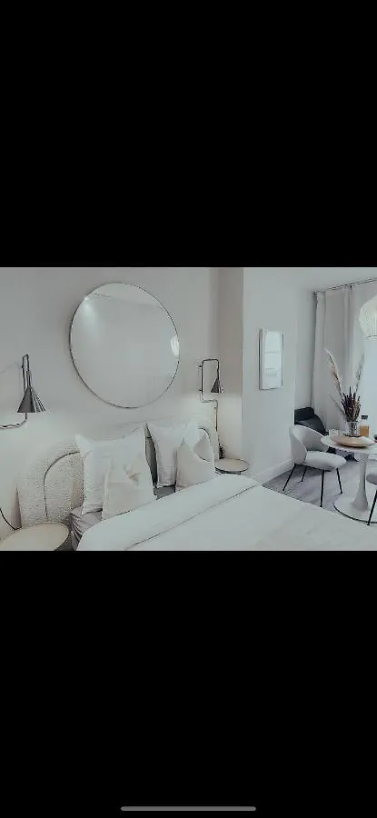 Suite Onega Lyon Apartment